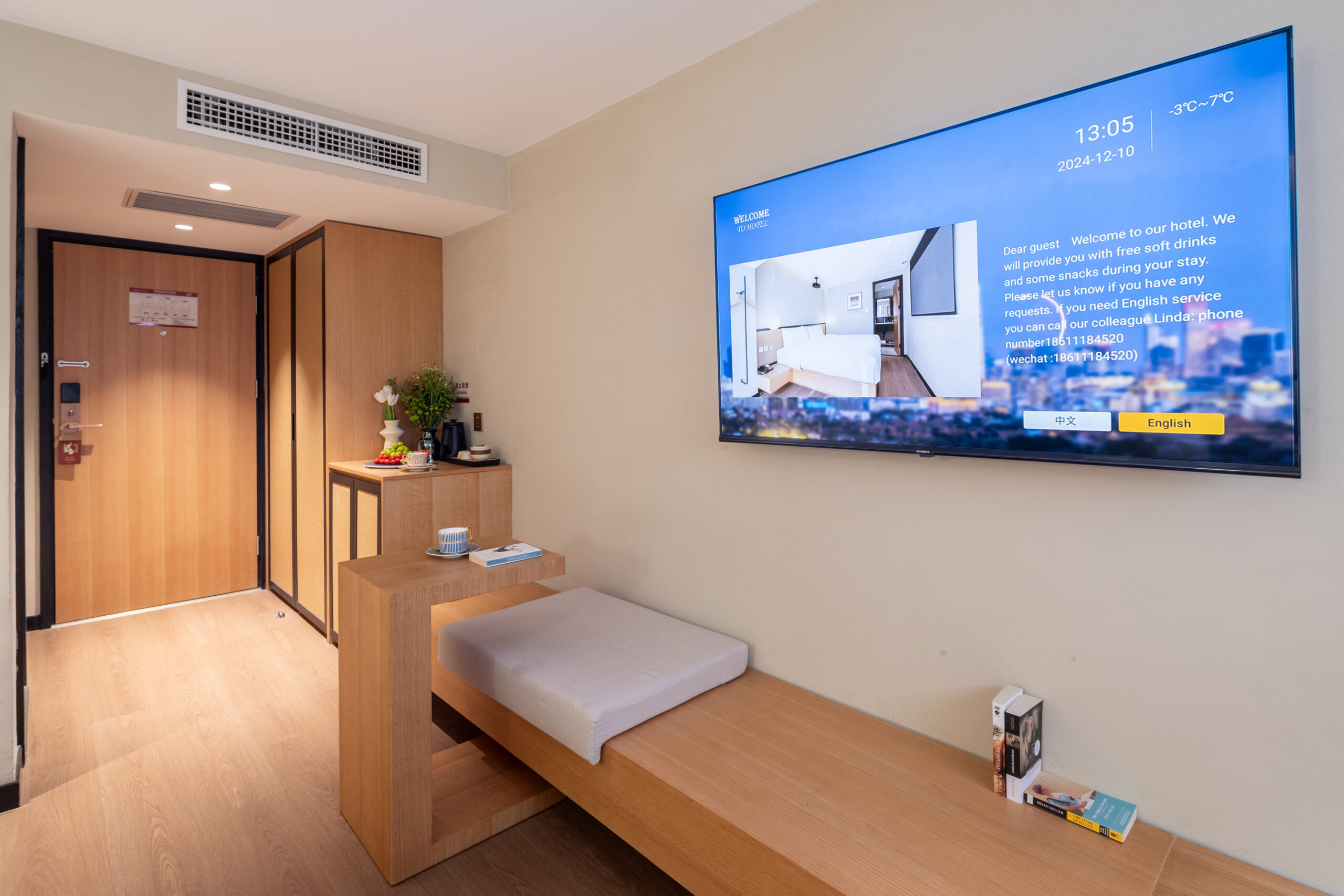 Family Quadruple Room with Two Double Beds A - Image 3