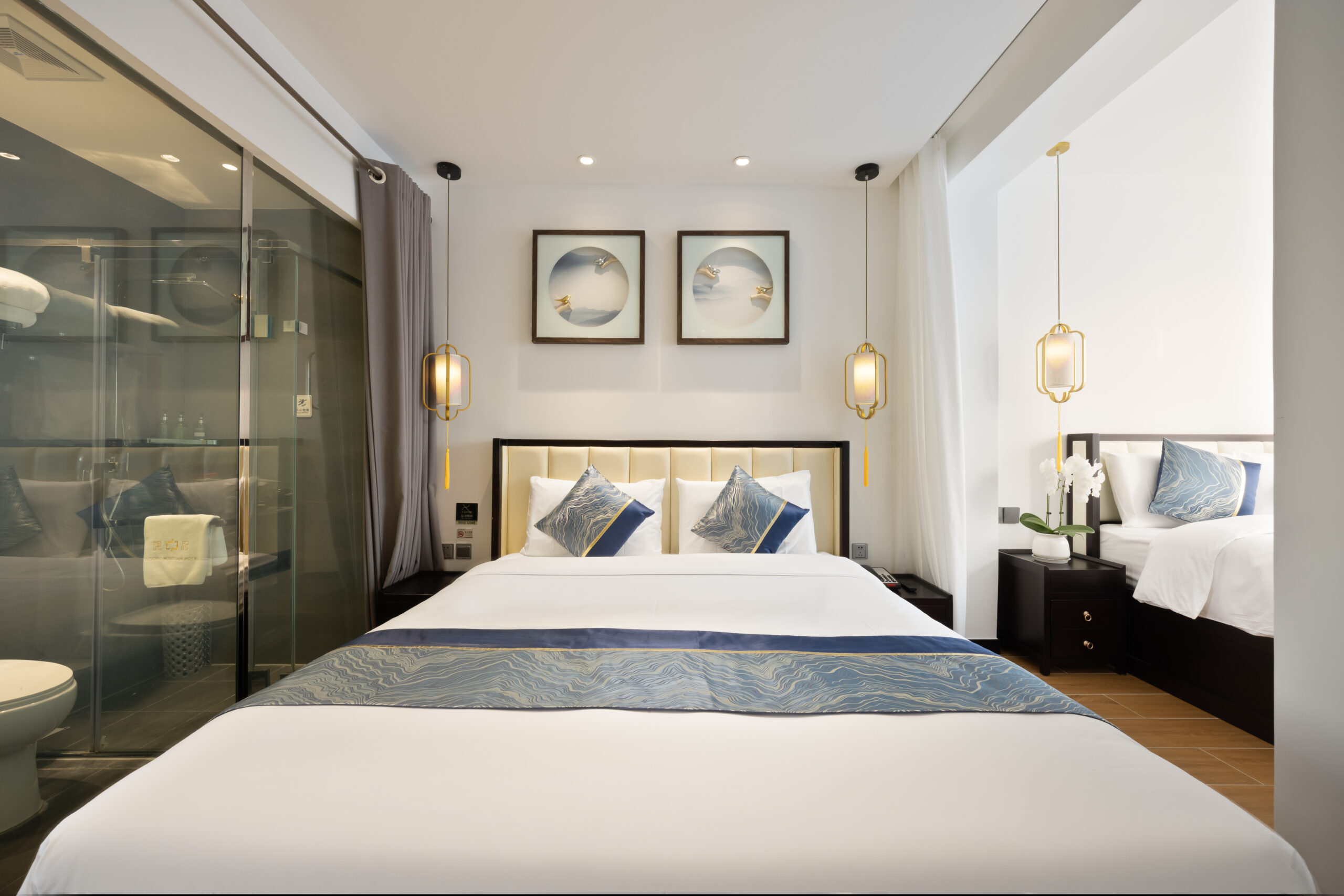 Hutong Garden View Quadruple Room with Two Double Beds and Balcony - Image 7